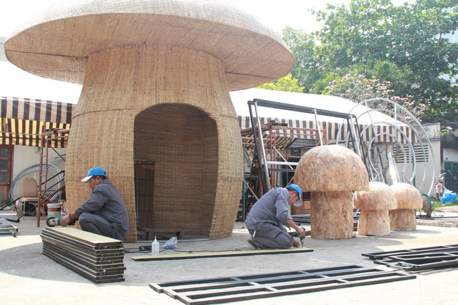 Hé lộ tạo hình nhà chuột tại đường hoa Tết ở phố Nguyễn Huệ - ảnh 17