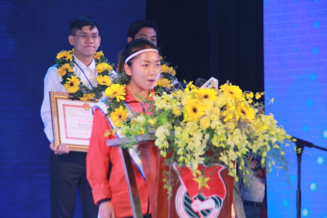 Cầu thủ Huỳnh Như nhận danh hiệu ‘Công dân trẻ tiêu biểu TPHCM’ - ảnh 4