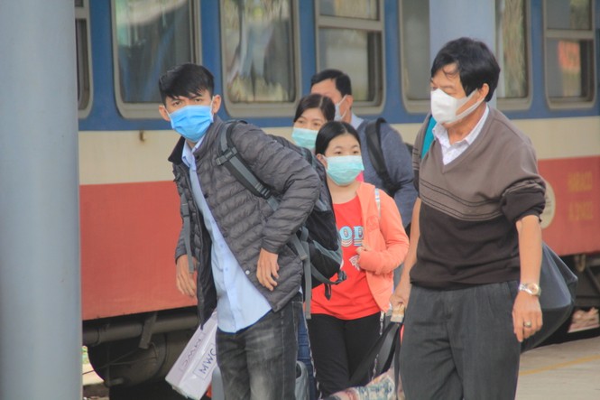 Virus corona ám ảnh người dân miền Trung - ảnh 2