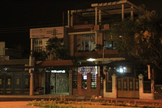Karaoke, bar, phòng trà phố biển Phan Thiết 'ngủ đông' phòng dịch Covid-19 - ảnh 3