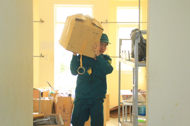 Tình nguyện viên ở Ký túc xá làm nơi cách ly - ảnh 10