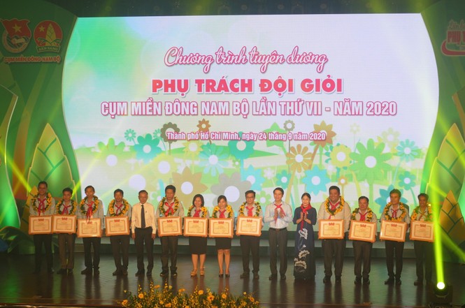Tuyên dương 209 phụ trách Đội giỏi cụm Đông Nam Bộ năm 2020 - ảnh 1