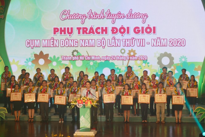 Tuyên dương 209 phụ trách Đội giỏi cụm Đông Nam Bộ năm 2020 - ảnh 3