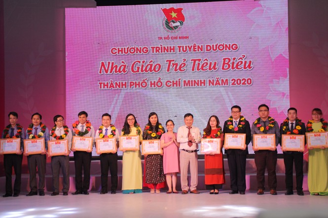 TPHCM tuyên dương 161 nhà giáo trẻ tiêu biểu - ảnh 6
