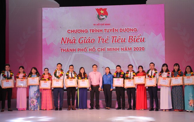 TPHCM tuyên dương 161 nhà giáo trẻ tiêu biểu - ảnh 4