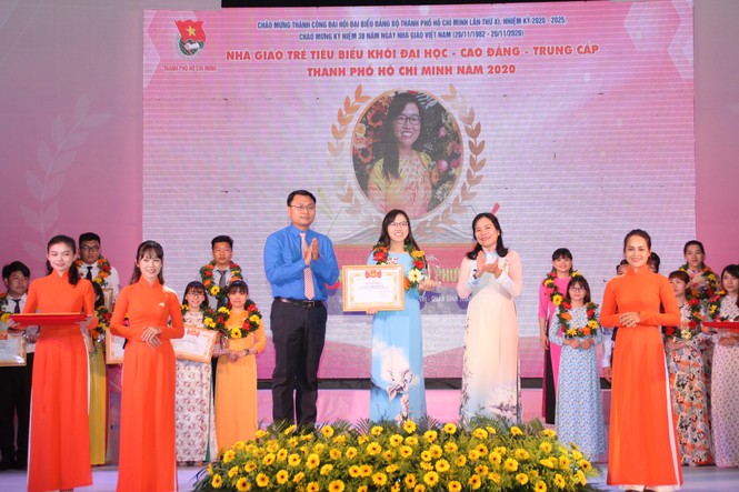 TPHCM tuyên dương 161 nhà giáo trẻ tiêu biểu - ảnh 3