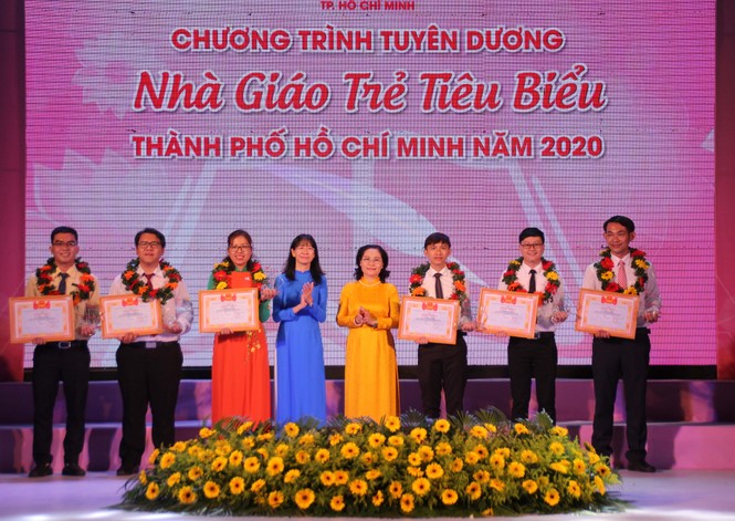 TPHCM tuyên dương 161 nhà giáo trẻ tiêu biểu - ảnh 2