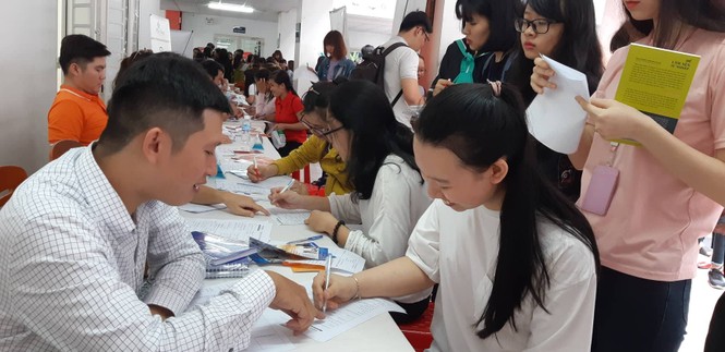 'Con đường đi từ giảng đường đến việc làm tốt sau tốt nghiệp' - ảnh 1