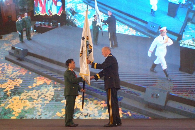 Chung tay đối mặt với thảm họa - ảnh 2