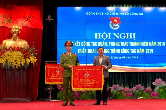 Thanh niên Công an tình nguyện vì nhân dân phục vụ - ảnh 3