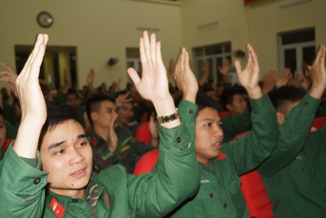 Chúng tôi là chiến sĩ Lữ đoàn Tăng thiết giáp 405 - ảnh 4