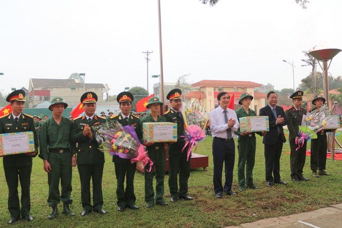 Hơn 2.000 thanh niên đất Tổ lên đường nhập ngũ năm 2019 - ảnh 3