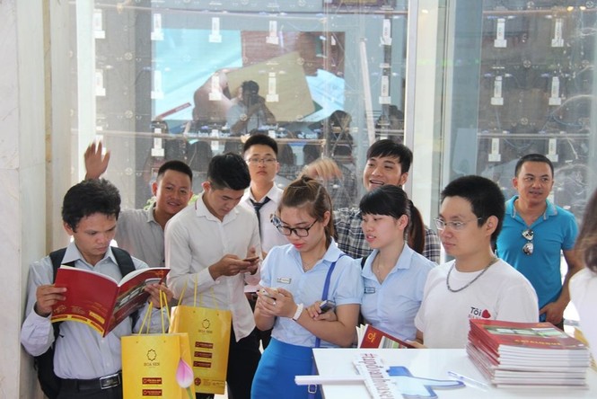 Ông nhựa Hoa Sen “tiến quân” ra Bắc - ảnh 5