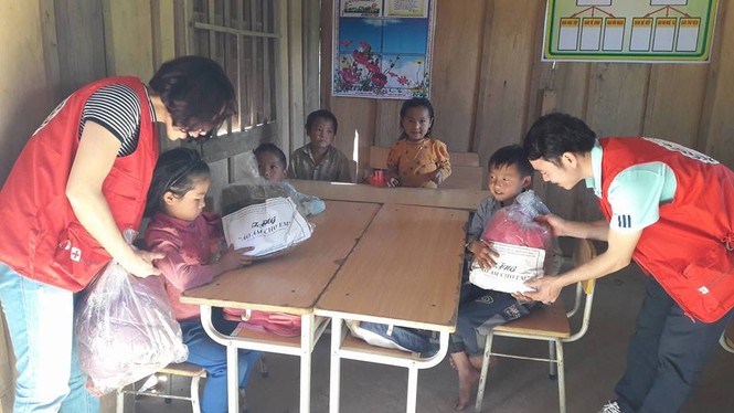 Hỗ trợ người dân nghèo Nghệ An - ảnh 2