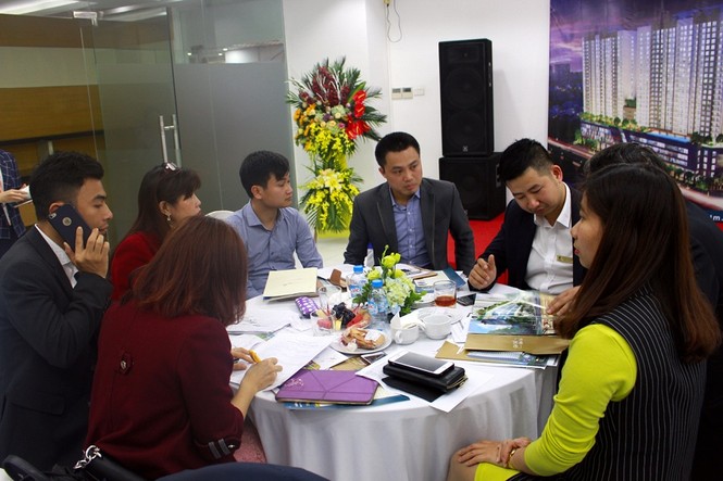 Khách hàng mua nhà được tặng ngay ô tô tại The Golden Palm - ảnh 1