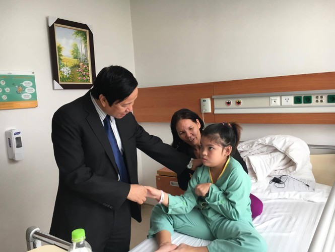 Liệu pháp ghép tế bào gốc tại Vinmec: Cơ hội “hồi sinh” cho trẻ bại não - ảnh 3