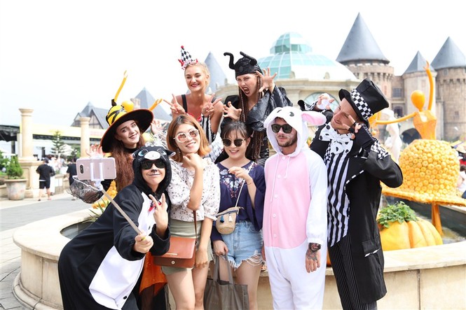 “Check in” Halloween với các tiểu cảnh đẹp mê hồn - ảnh 2