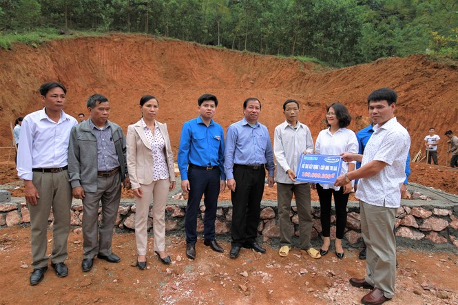 Vinamilk hỗ trợ 3 tỷ đồng cho người dân vùng lũ ở Yên Bái, Hòa Bình và Thanh Hóa - ảnh 1