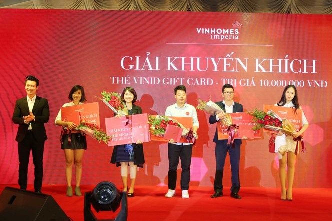 Lộ diện chủ nhân sở hữu bộ đôi “nhà sang - xe như ý” từ Vinhomes Imperia - ảnh 2