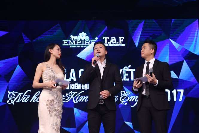 Ca sĩ Tuấn Hưng đấu giá nhẫn kim cương ủng hộ đồng bào vùng lũ - ảnh 3