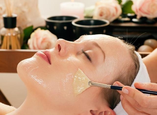 DeAura giúp da mặt trắng sáng mịn màng