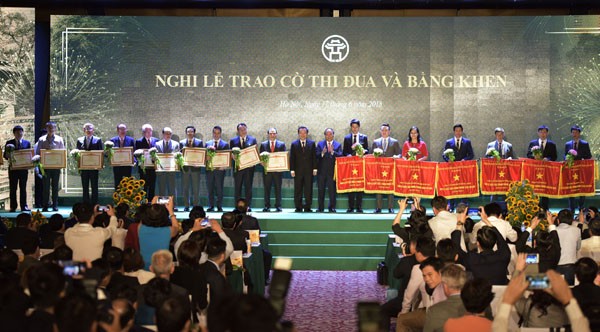 Tân Á Đại Thành vinh dự nhận cờ thi đua của Thủ tướng Chính phủ - ảnh 1