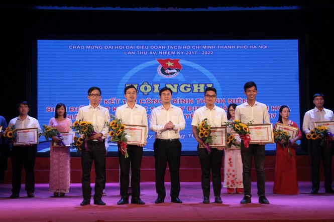 100 điểm tập kết rác sai quy định đã thành vườn hoa - ảnh 1