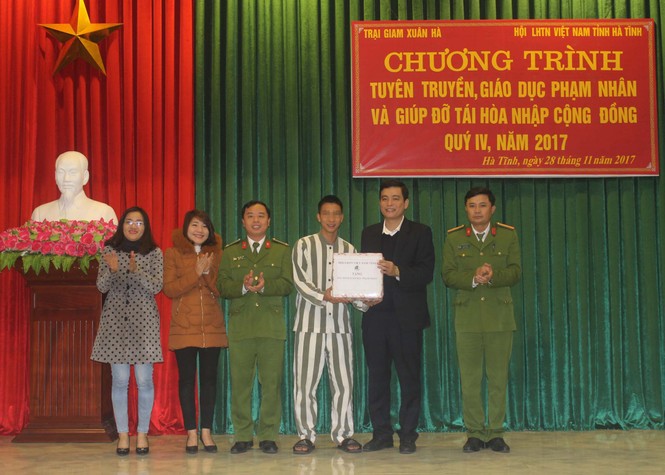 Giúp phạm nhân tái hòa nhập cộng đồng - ảnh 3