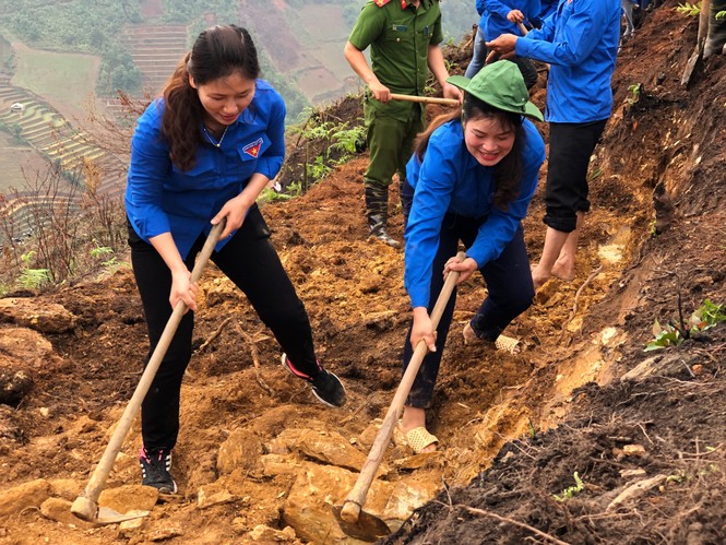 Tuổi trẻ Yên Bái chung tay phát triển danh thắng ruộng bậc thang - ảnh 12
