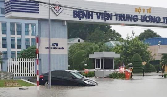 Mưa lớn nhiều giờ, thành phố Thái Nguyên ngập nặng - ảnh 5