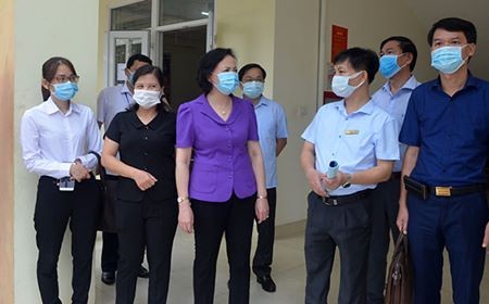 Yên Bái: Phun khử khuẩn 100% điểm thi tốt nghiệp THPT năm 2020 - ảnh 2