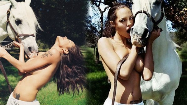 Các người đẹp Hollywood ngực trần sexy bên ngựa - ảnh 1
