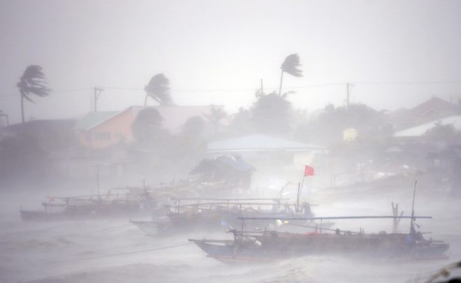 Ảnh: Philippines tan hoang vì bão Thần Sấm - ảnh 1