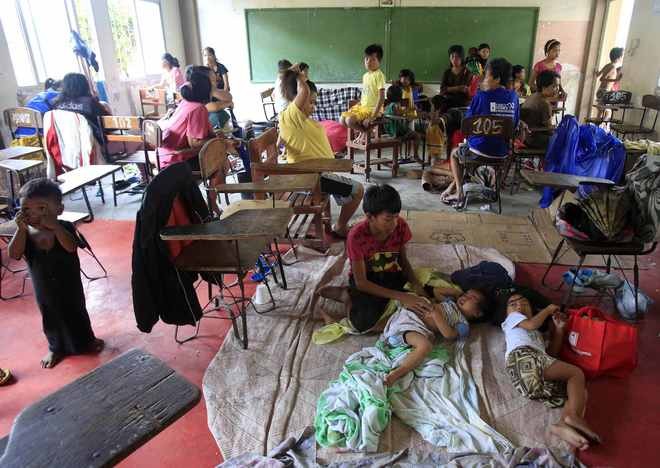 Ảnh: Philippines tan hoang vì bão Thần Sấm - ảnh 9