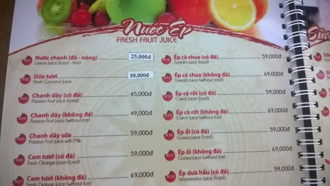 Cận cảnh giá mì gói, trà đá mới ở sân bay Tân Sơn Nhất - ảnh 4