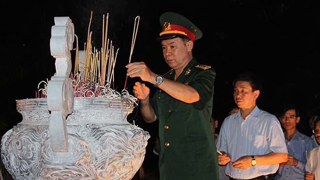 Trao quà cho cựu TNXP chống Pháp tại Cao Bằng, Bắc Kạn - ảnh 6