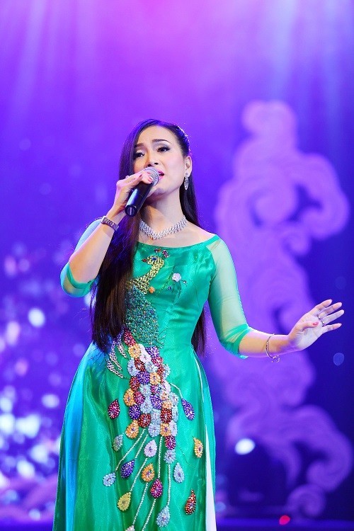 Gu thời trang em gái Cẩm Ly - người Việt giàu nhất thế giới - ảnh 7