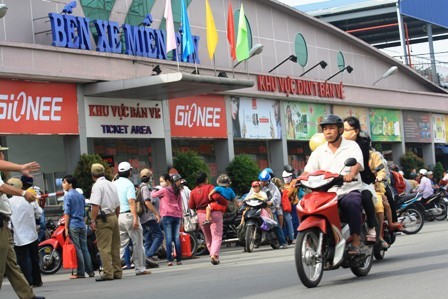 Nghỉ lễ 2/9, một số tuyến 'cháy vé', nhiều hãng xe phụ thu - ảnh 5