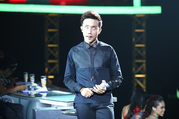 Văn Mai Hương lái xe sang đi diễn - ảnh 11