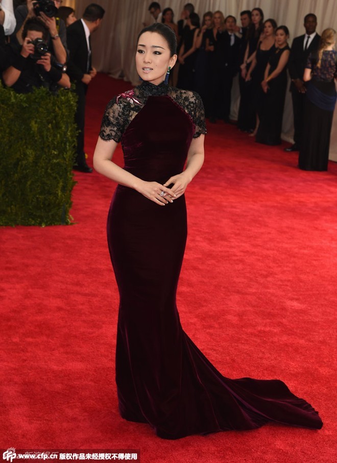 Maggie Q diện áo dài cách điệu trên thảm đỏ Met Gala - ảnh 8