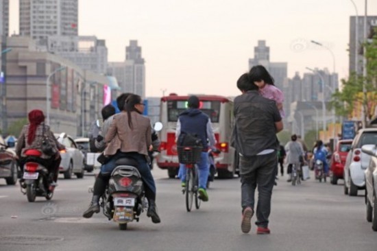 Chuyện cảm động về người đàn ông 'yêu búp bê như con' - ảnh 6