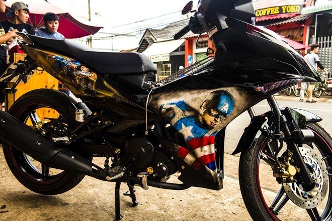 Ngẩn ngơ trước Exciter 150 độ phiên bản Captain America - ảnh 1