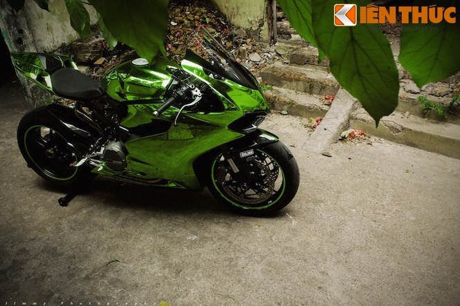 Ducati 899 Panigale độ phong cách 'Người khổng lồ xanh' cực độc - ảnh 12