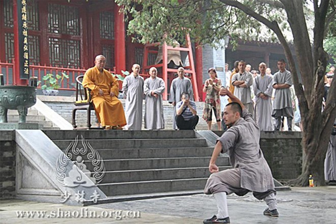 Sư trụ trì Thiếu Lâm Tự xem đệ tử nước ngoài múa võ - ảnh 7