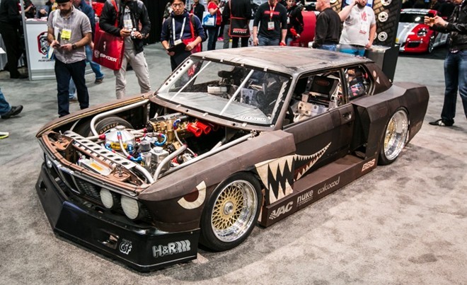 Tròn mắt trước 10 xe độ lạ nhất tại SEMA 2015 - ảnh 10