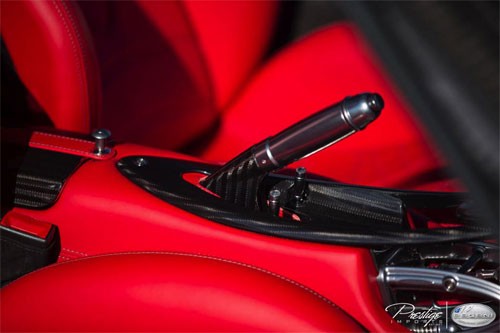 Cận cảnh siêu xe Pagani Huayra Volcan của đại gia Mỹ - ảnh 7