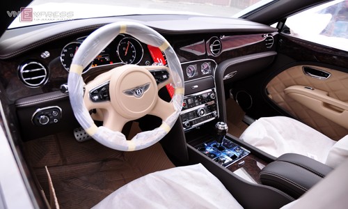 'Đập hộp' Bentley Mulsanne Speed 2016 đầu tiên về Việt Nam - ảnh 10