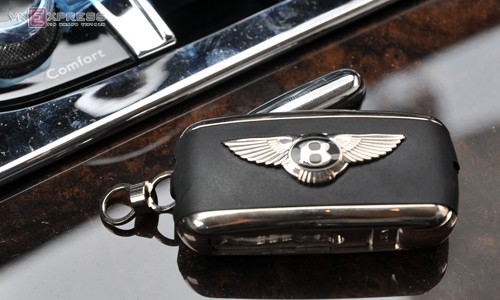 'Đập hộp' Bentley Mulsanne Speed 2016 đầu tiên về Việt Nam - ảnh 17