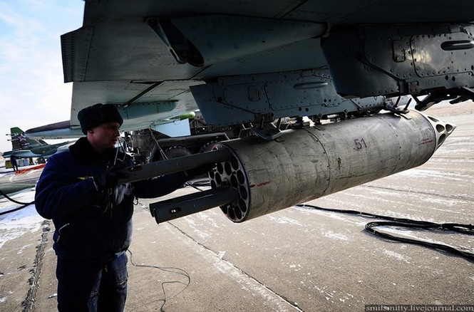 Mãn nhãn máy bay cường kích Su-25SM xuất kích ồ ạt - ảnh 13