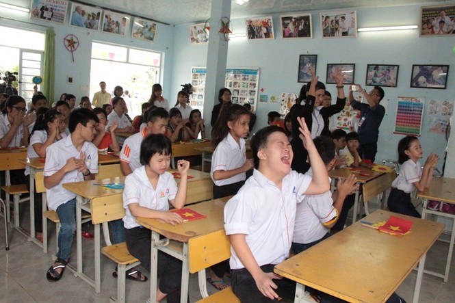 UNICEF hỗ trợ 462 triệu đồng cho trẻ em dioxin Đà Nẵng - ảnh 3